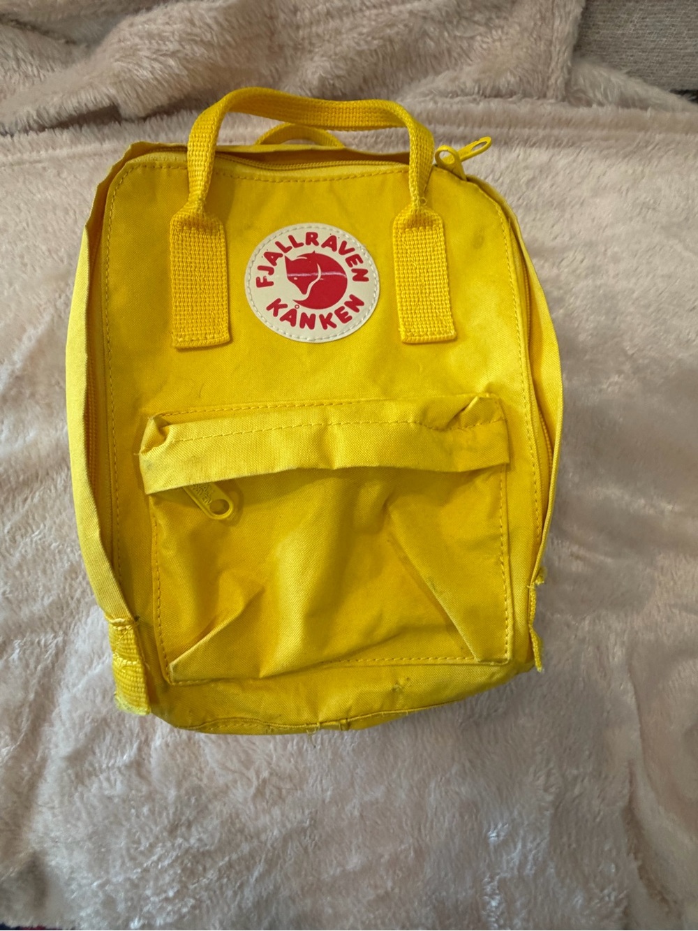 Fjallraven Kanken Backpack💛